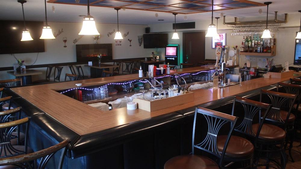 Shawano Four Seasons Hotel photo 31