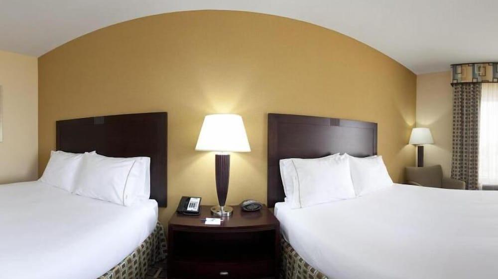Holiday Inn Express & Suites El Paso West by IHG photo 38