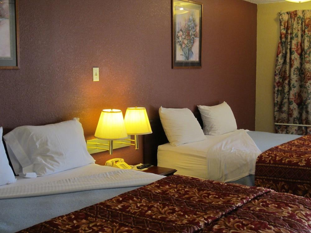 First Western Inn photo 18