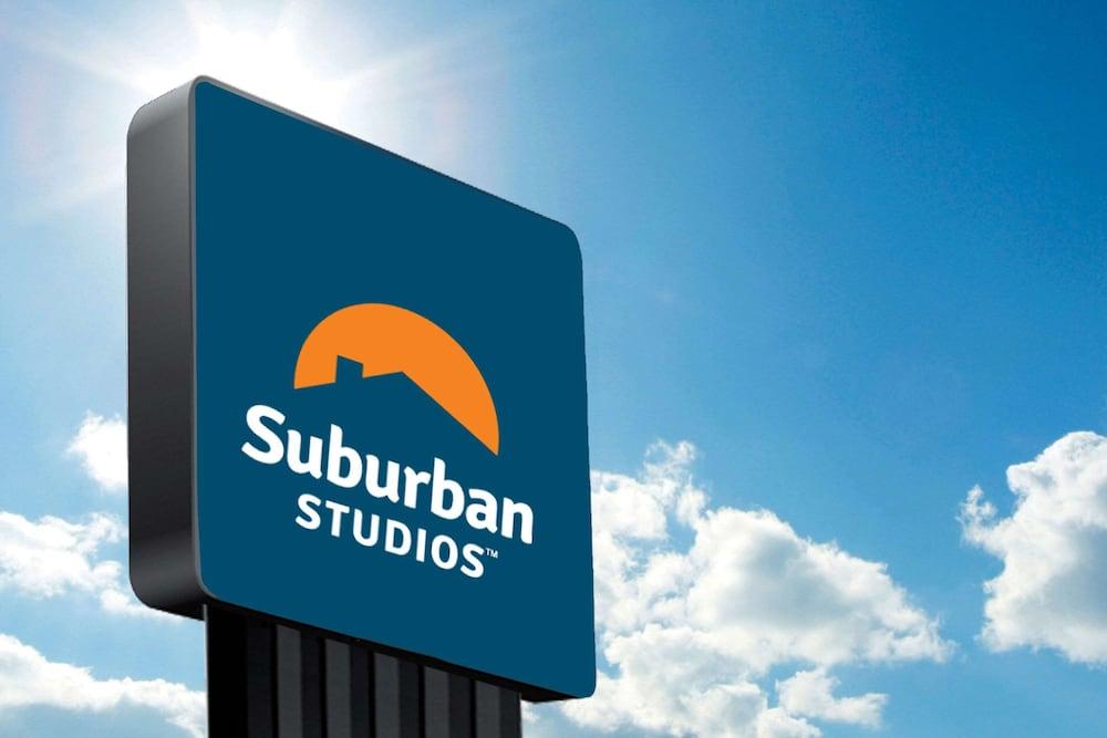 Suburban Studios Fort Smith photo 1