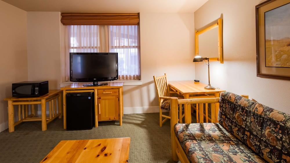 Best Western Plus Plaza Hotel photo 14