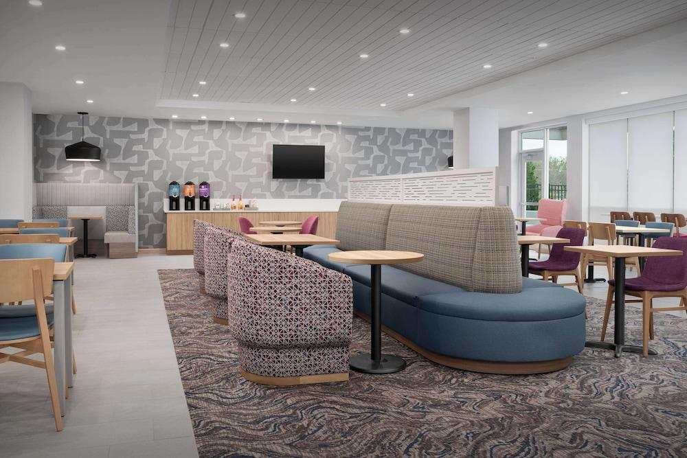 Home2 Suites By Hilton Lakeland North I-4 photo 21