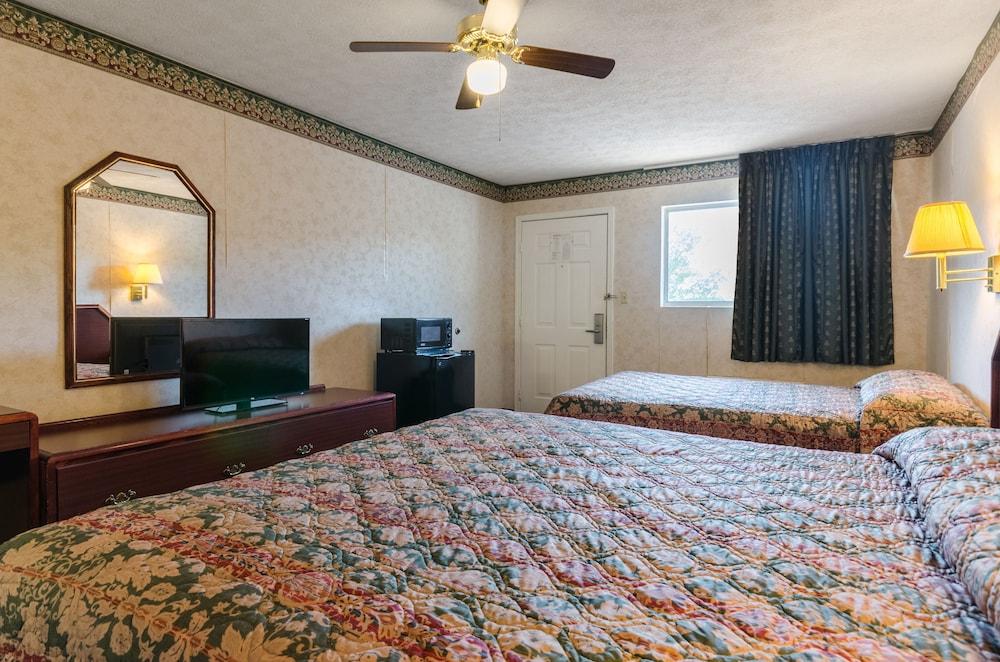 Deerfield Inn photo 13