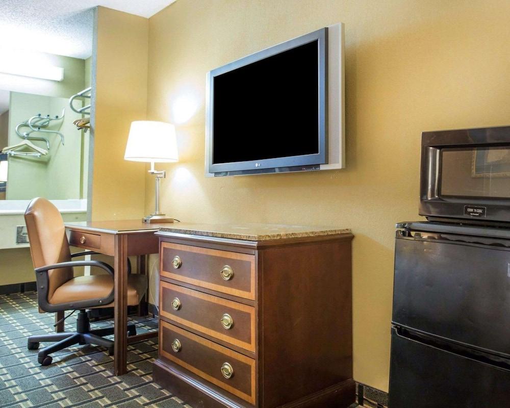 Econo Lodge Acworth East photo 4