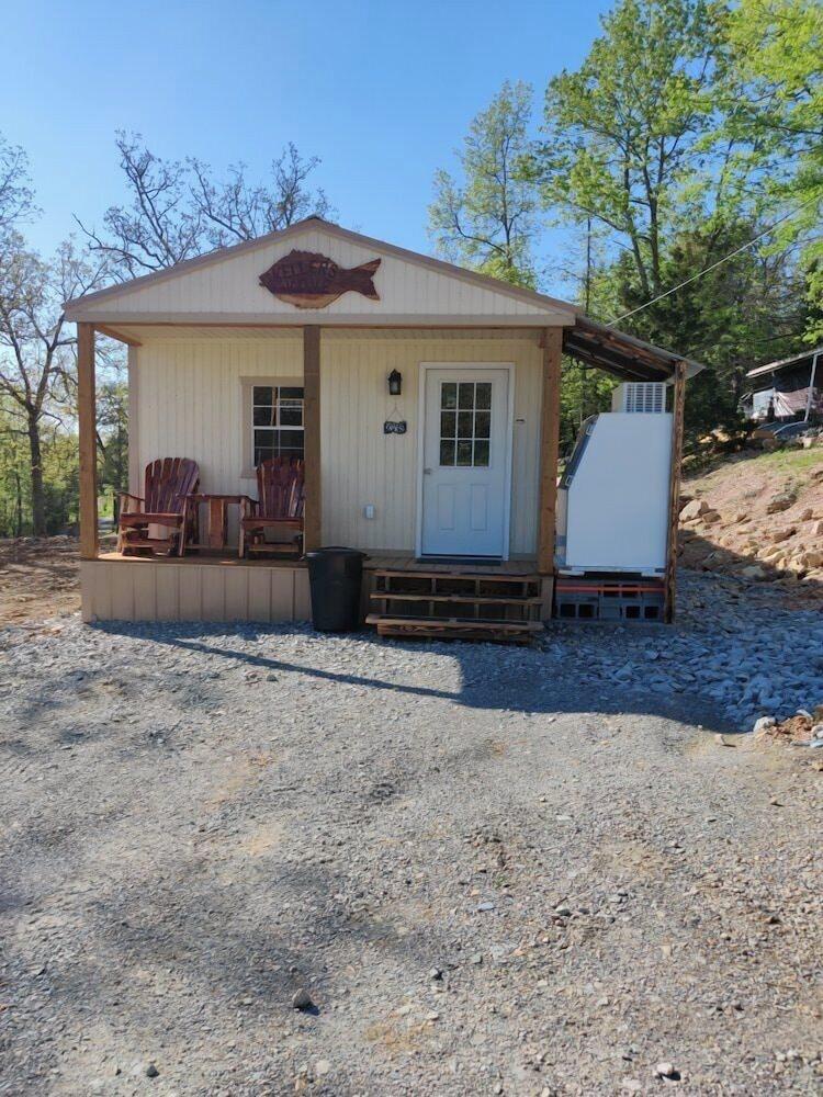 Kellers Kove Cabin and RV Resort photo 2