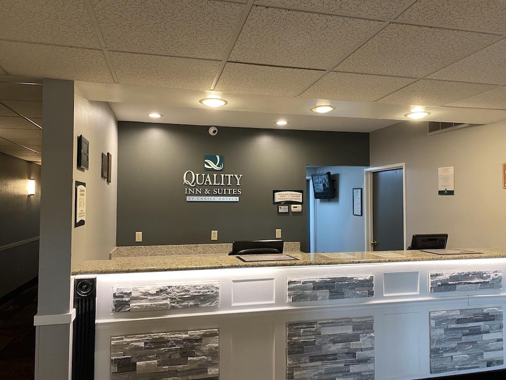 Quality Inn Mauston I-90 photo 32
