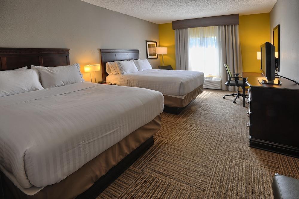 Holiday Inn Express Hotel & Suites Pell City by IHG photo 56