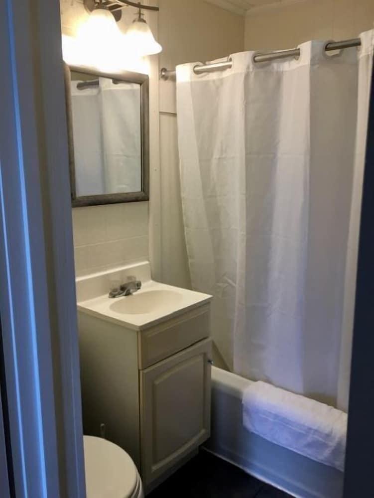 Seagrass Inn photo 45