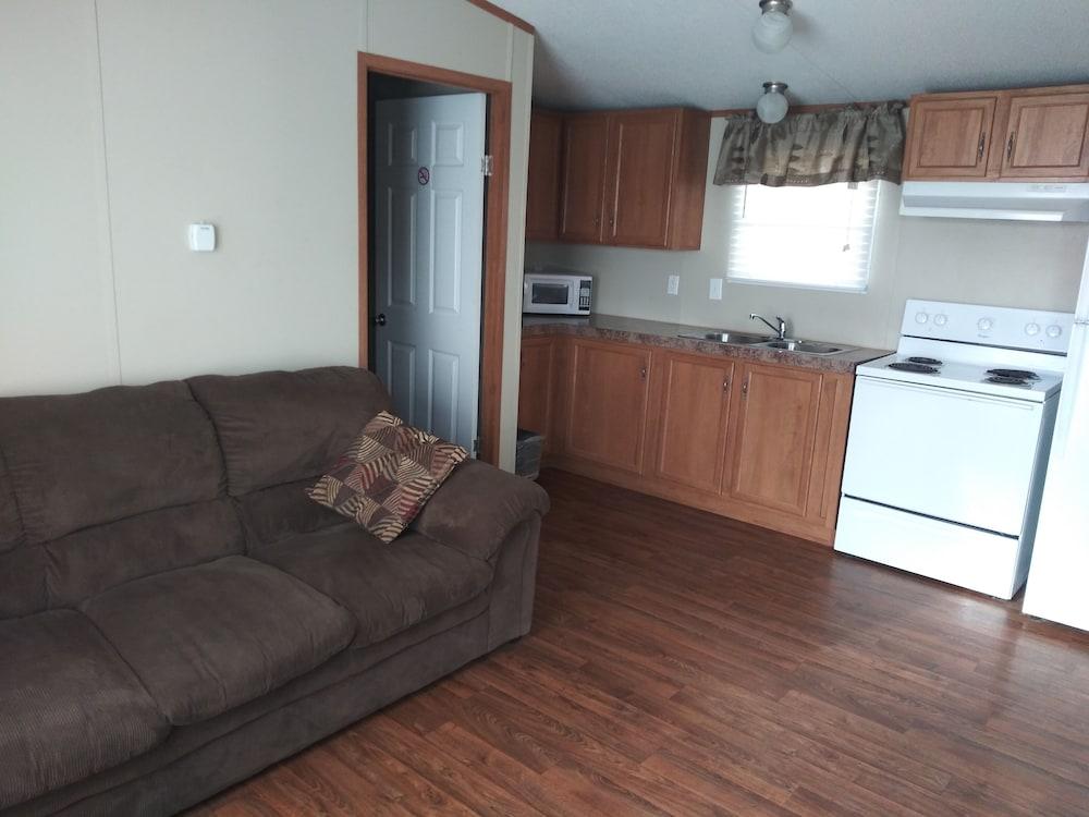 Cotulla Homes photo 28