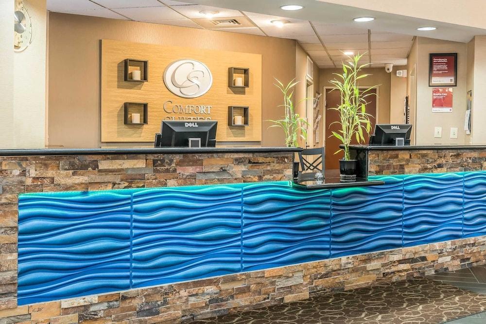 Comfort Suites Springfield I-70 photo 4