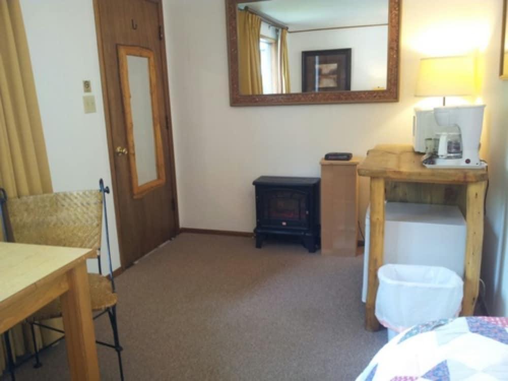 Redstone Cliffs Lodge photo 100