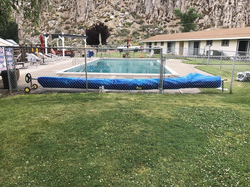 Meadowcliff lodge photo 29