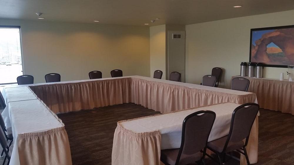 Ledgestone Suites Hotel Elko photo 40