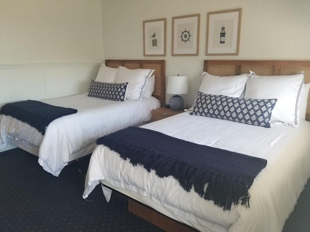 Mariners Motel photo 12