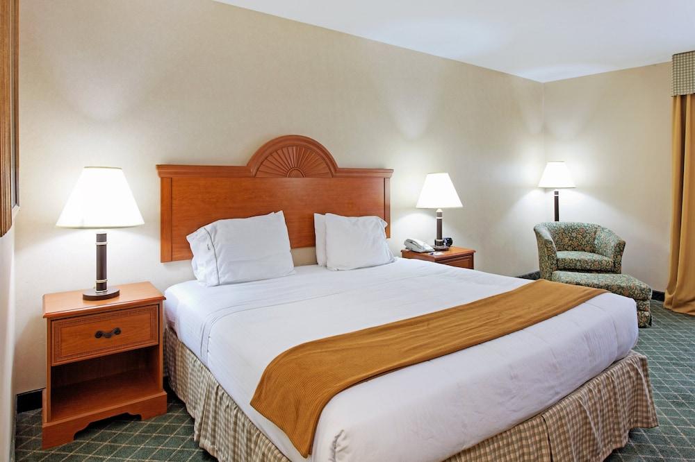 Holiday Inn Express Hotel & Suites Sylacauga by IHG photo 8