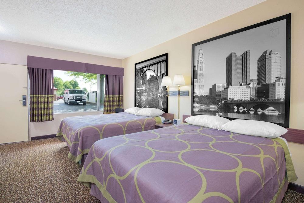 Super 8 by Wyndham Ashland photo 11