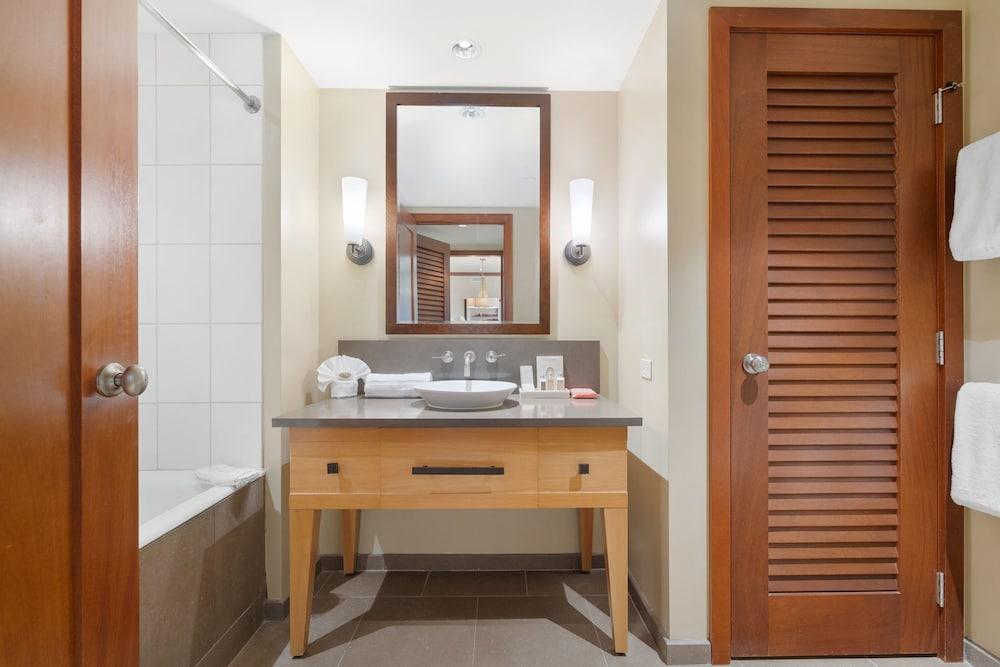 Beach Villas at Ko Olina BVK-B308 by KBM photo 11