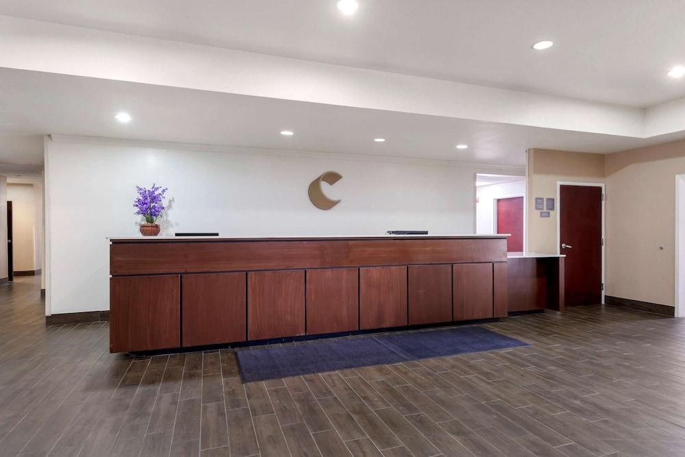 Comfort Suites Copperas Cove photo 2