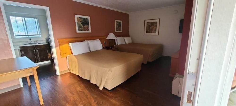 Drift Inn photo 7