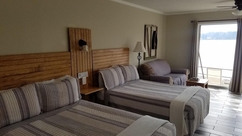 Willow Beach Resort photo 26