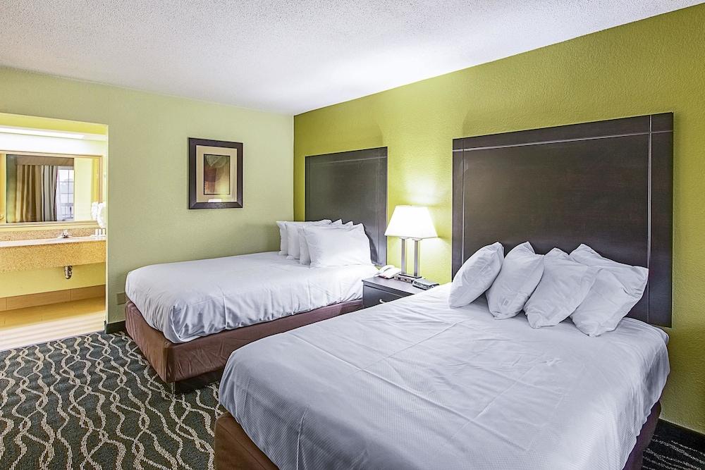 Clarion Inn Columbia Airport photo 35