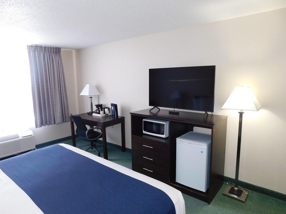 Northwoods Best Inn -Turtle Lake photo 43