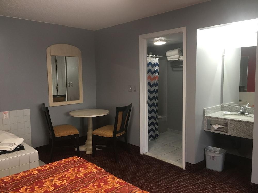 Haven Inn and Suites photo 35