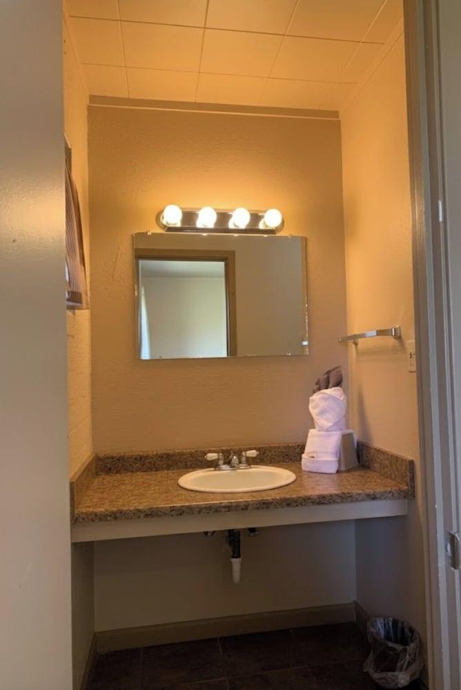 General Kearny Inn photo 21