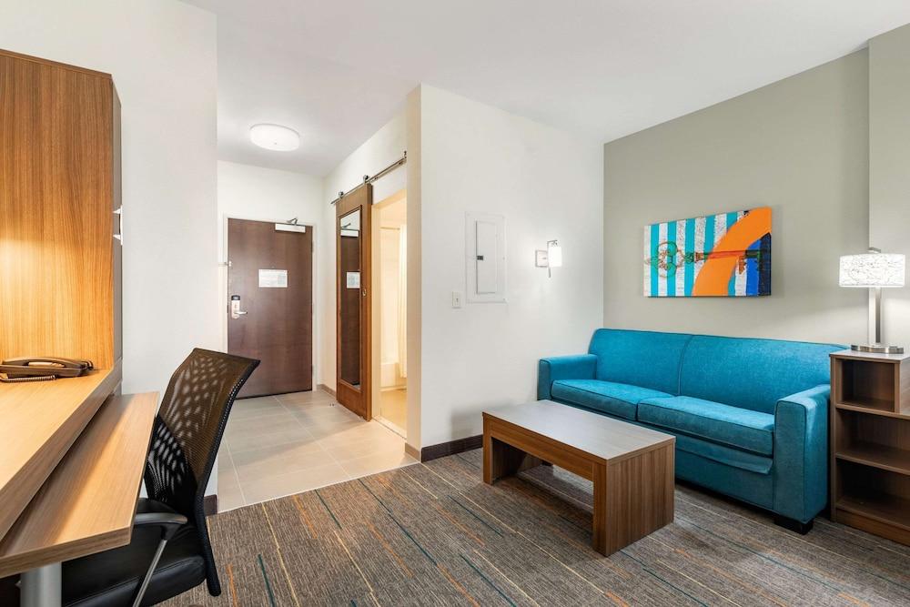 MainStay Suites Lancaster Dallas South photo 20
