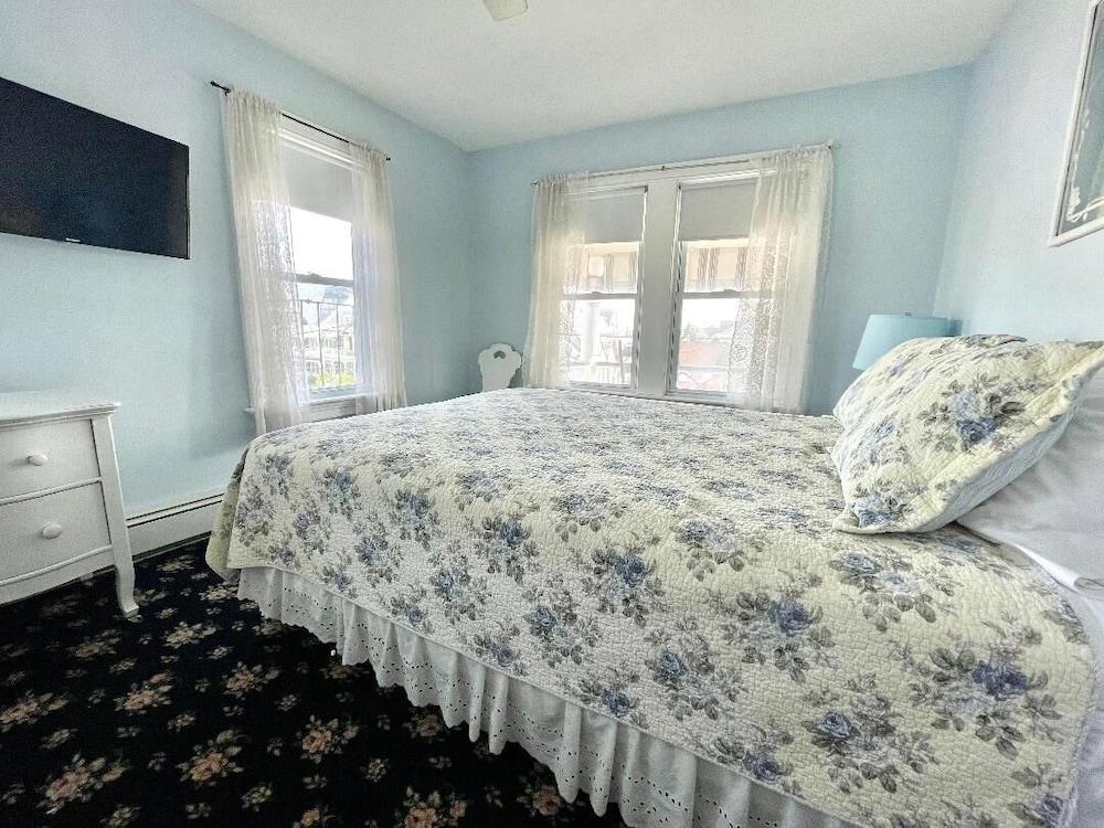 Quaker Inn photo 19