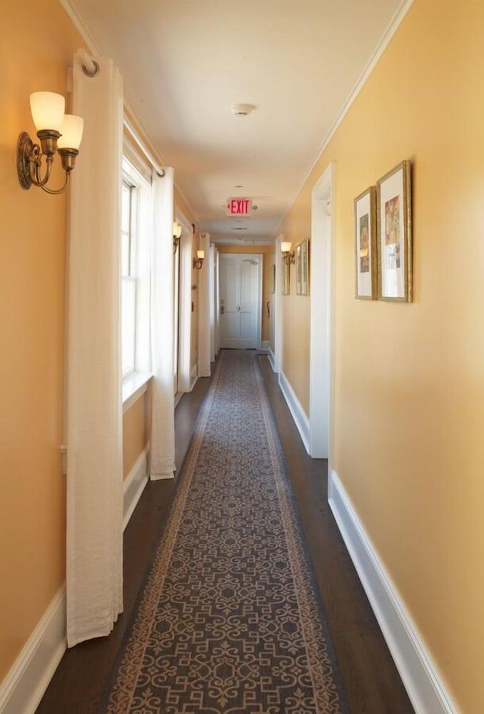 Bridgehampton Inn photo 33