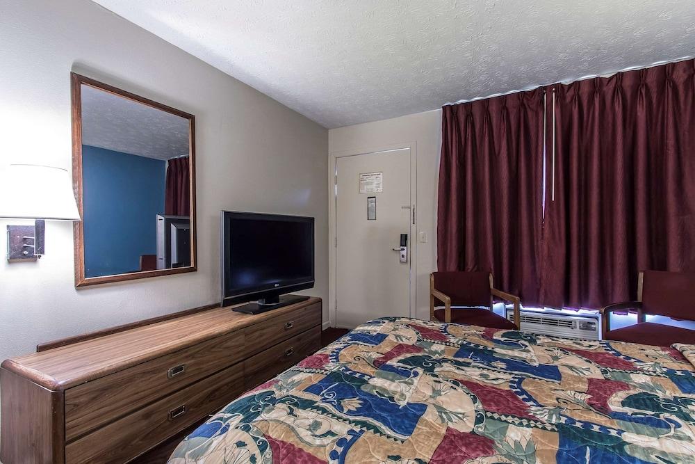 Rodeway Inn Jackson Northwest photo 19