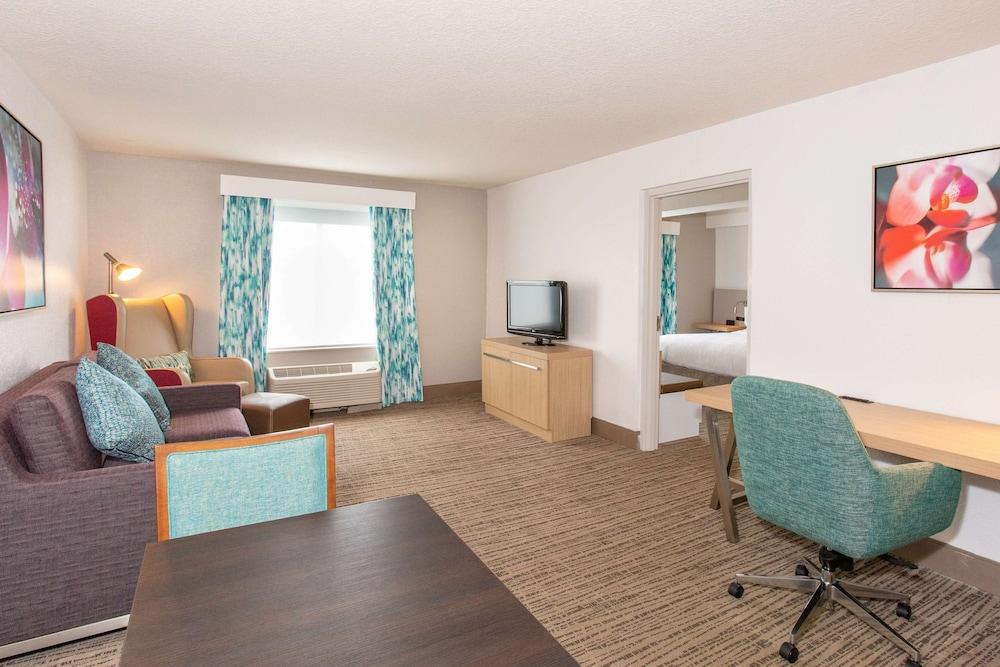 Hilton Garden Inn Jacksonville Airport photo 35