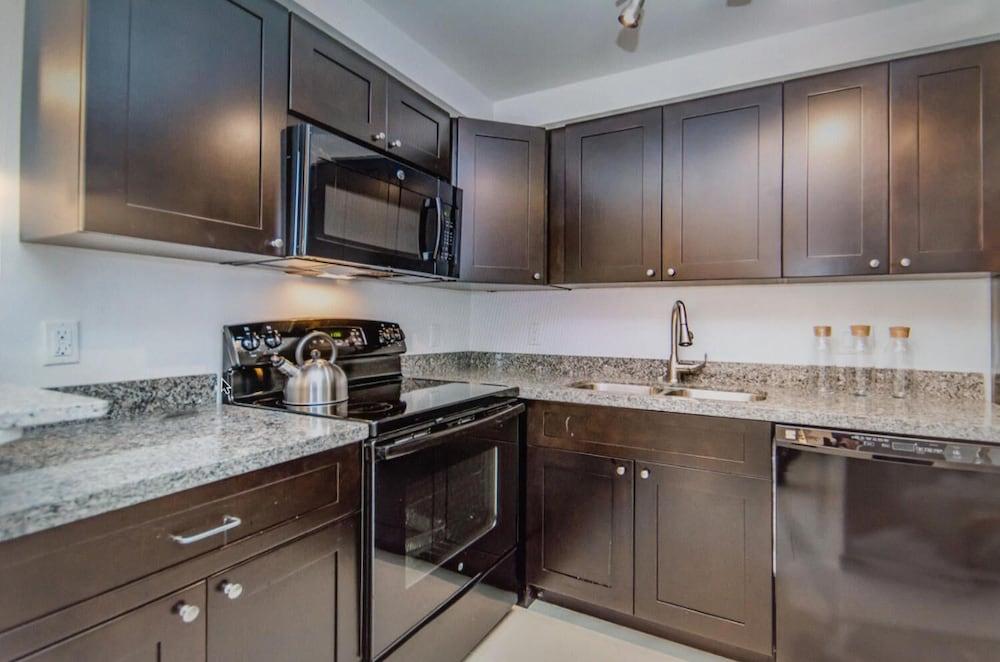 Ocean Manor Rentals photo 31