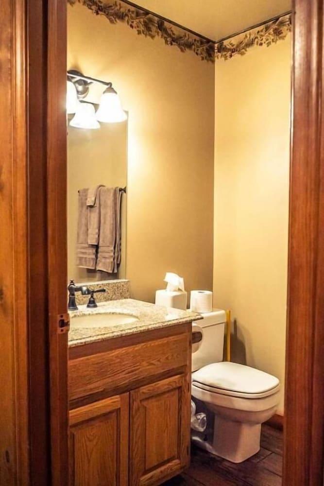 Eagle's Nest Lodge photo 61