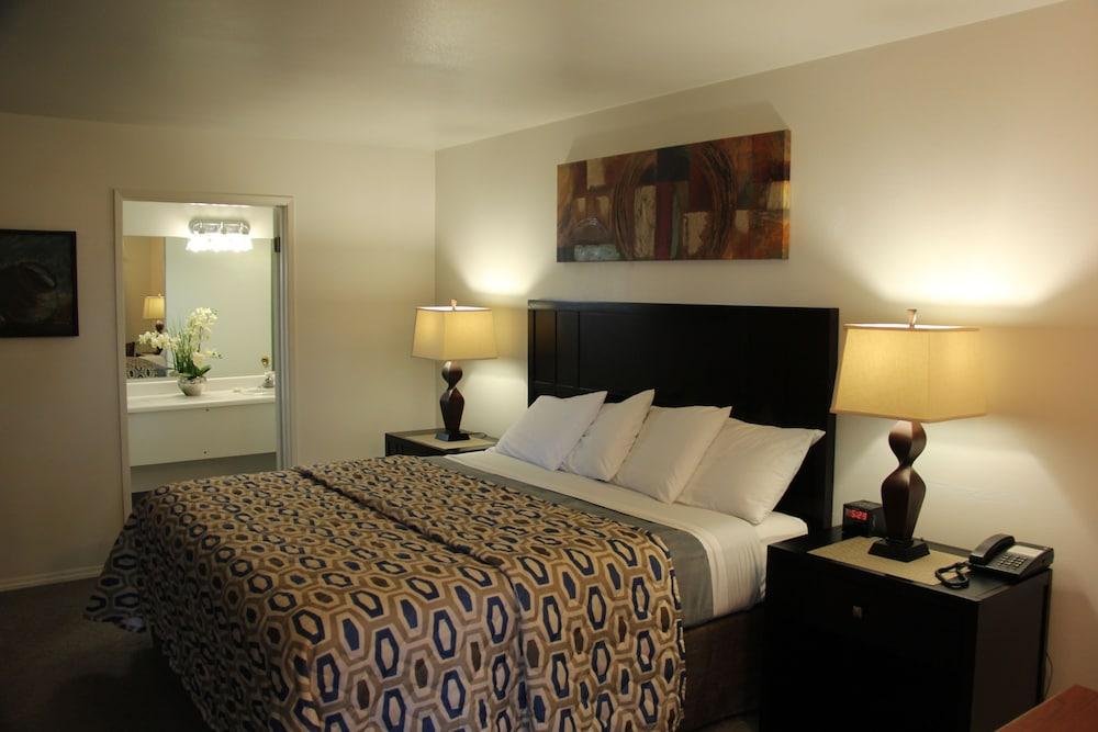 Mariner's Cove Inn photo 3