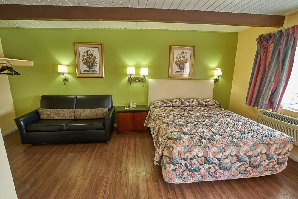 Budget Inn Vallejo/Napa Valley photo 11