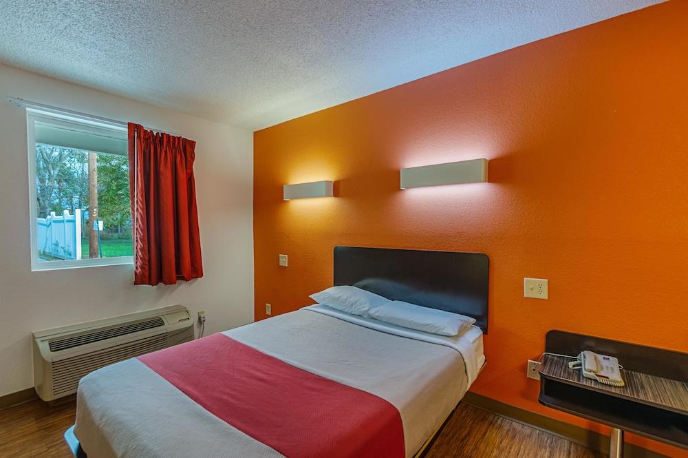 Motel 6 Winchester, VA photo 21
