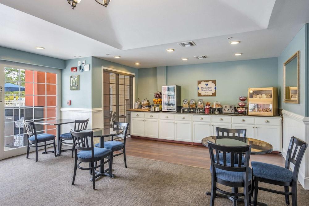 MainStay Suites Port Saint Joe South photo 9