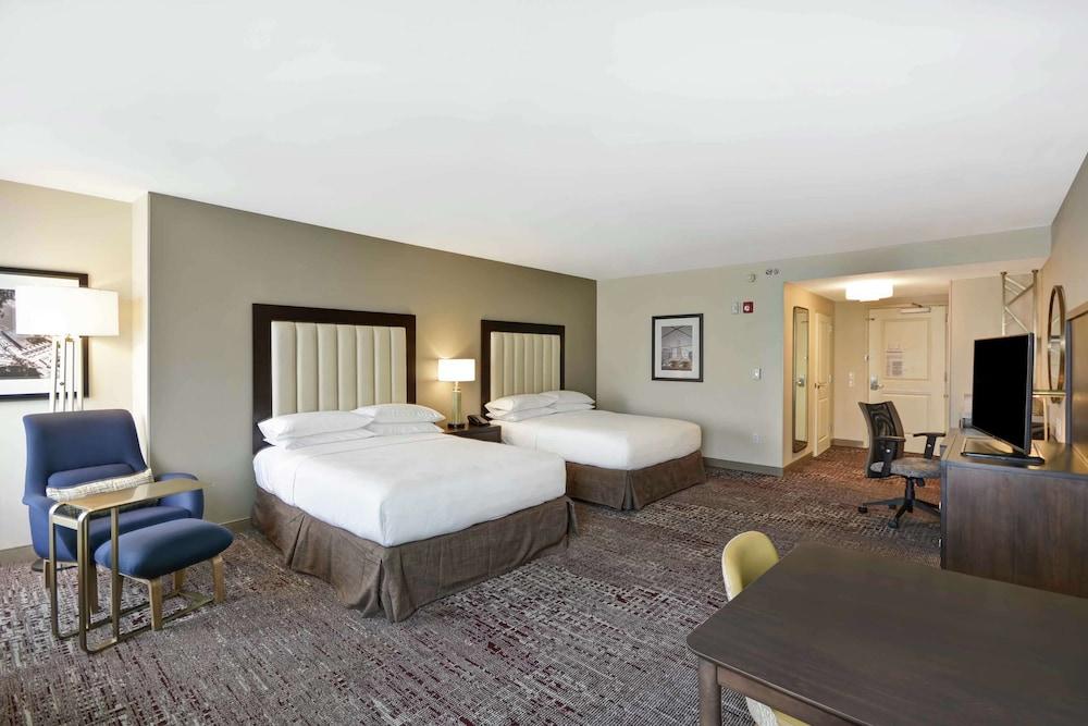 DoubleTree by Hilton Chicago Midway Airport photo 22