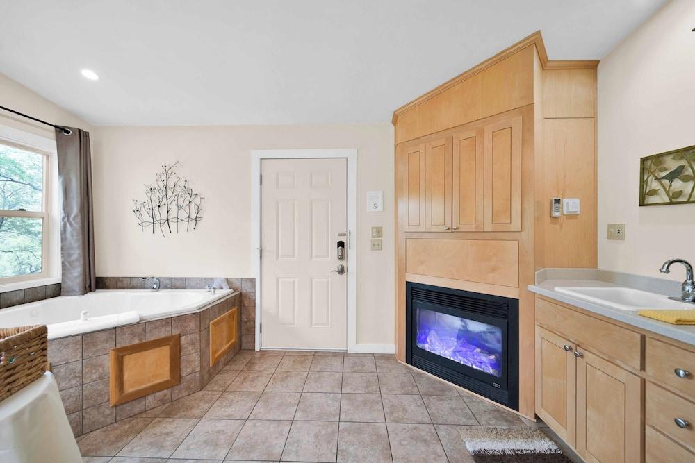 The Inn at Shasta Lake photo 79