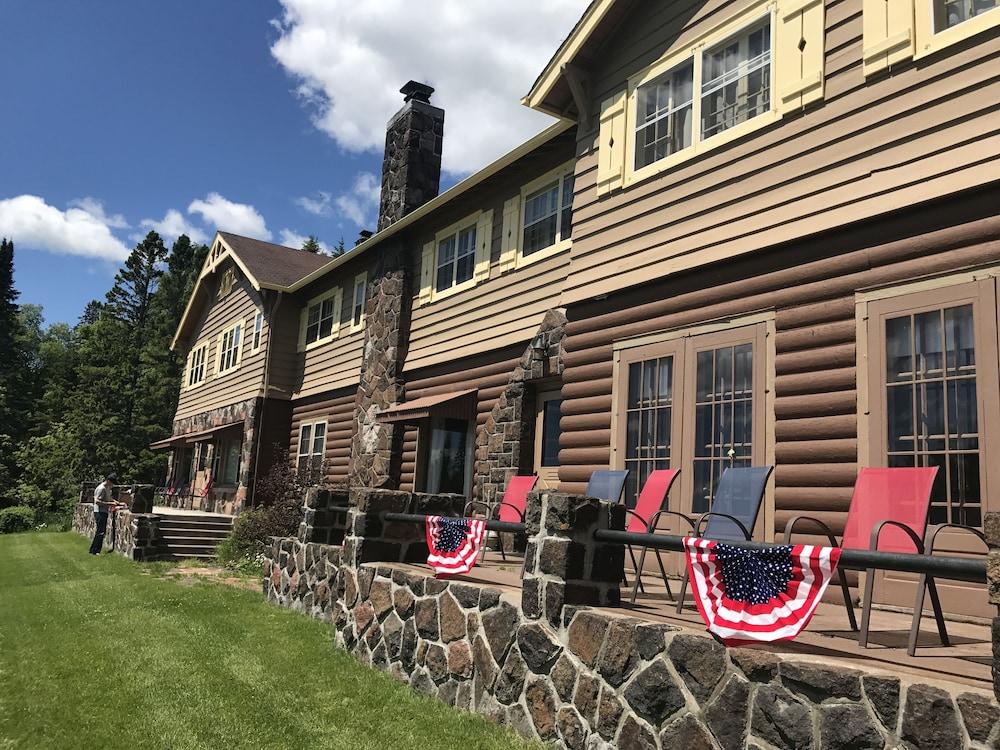 Cascade Lodge photo 11