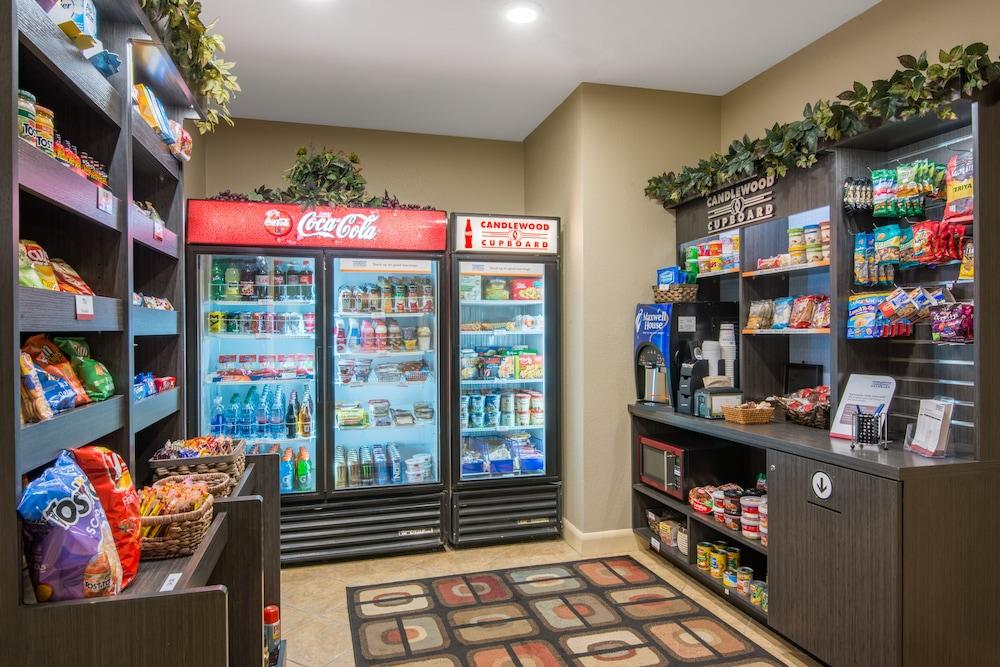 Candlewood Suites Jefferson City by IHG photo 2