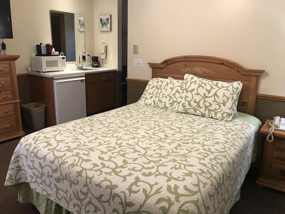 Bay Breeze Resort photo 21