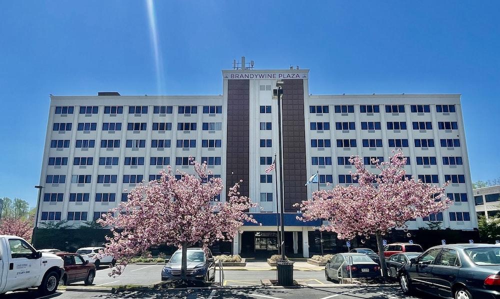 Brandywine Plaza Hotel photo 1