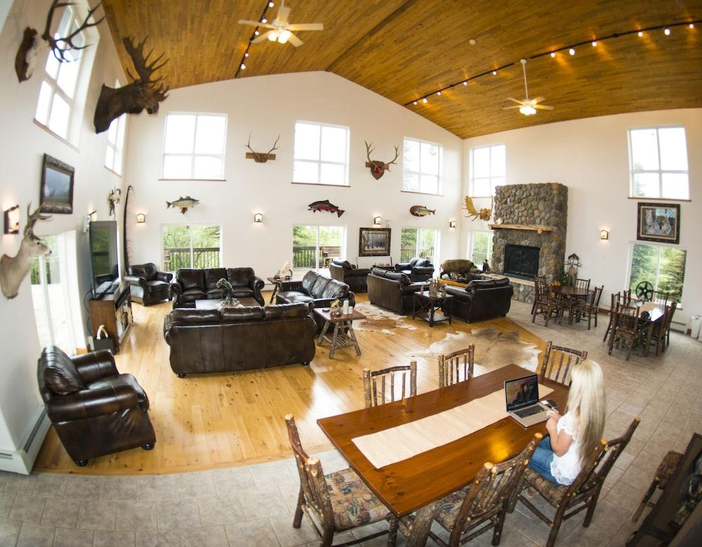 Alaska's Gold Creek Lodge photo 4