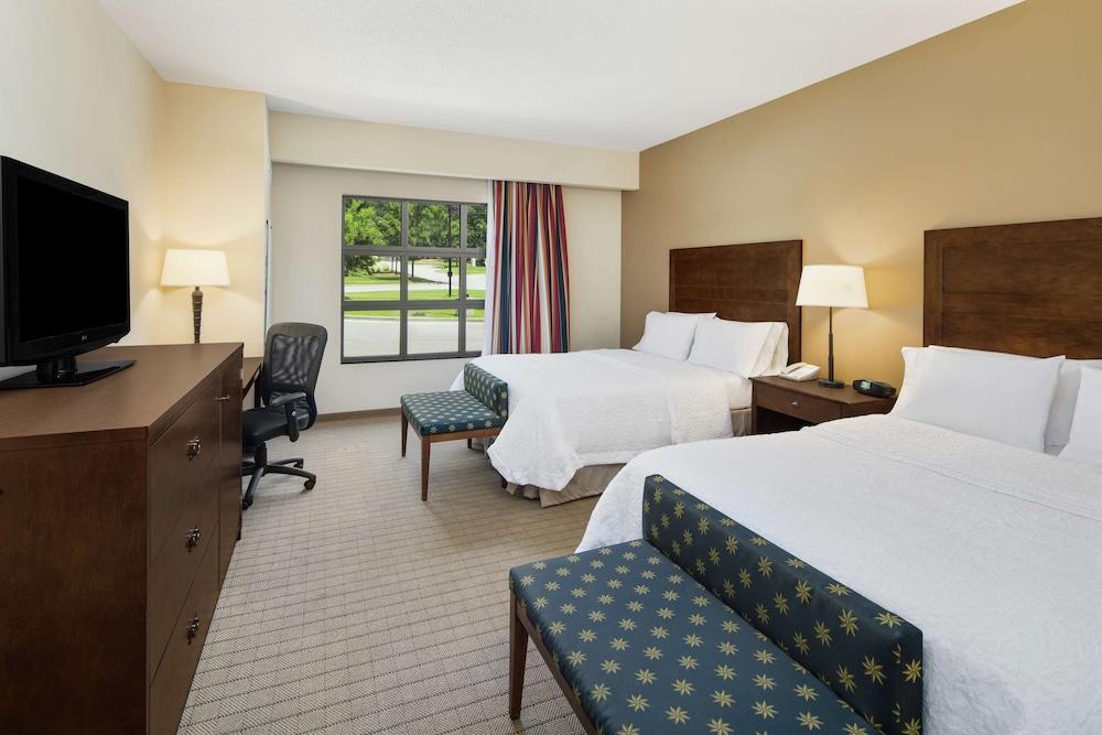 Hampton Inn by Hilton Columbus South Fort Benning photo 16