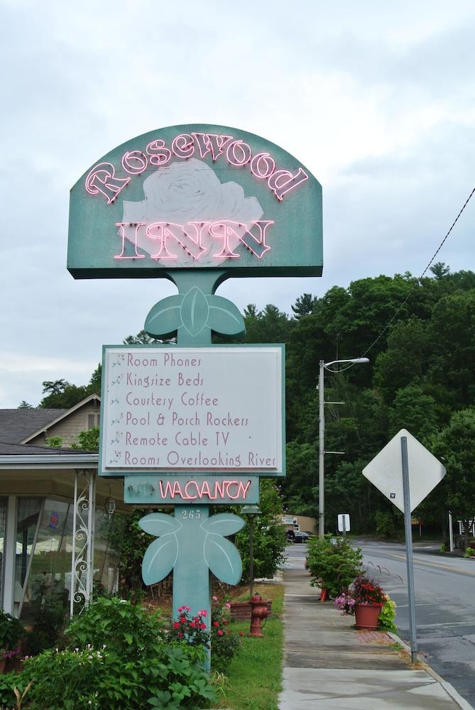 RoseWood Inn photo 15