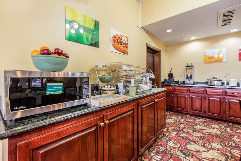 Quality Inn Tifton photo 28