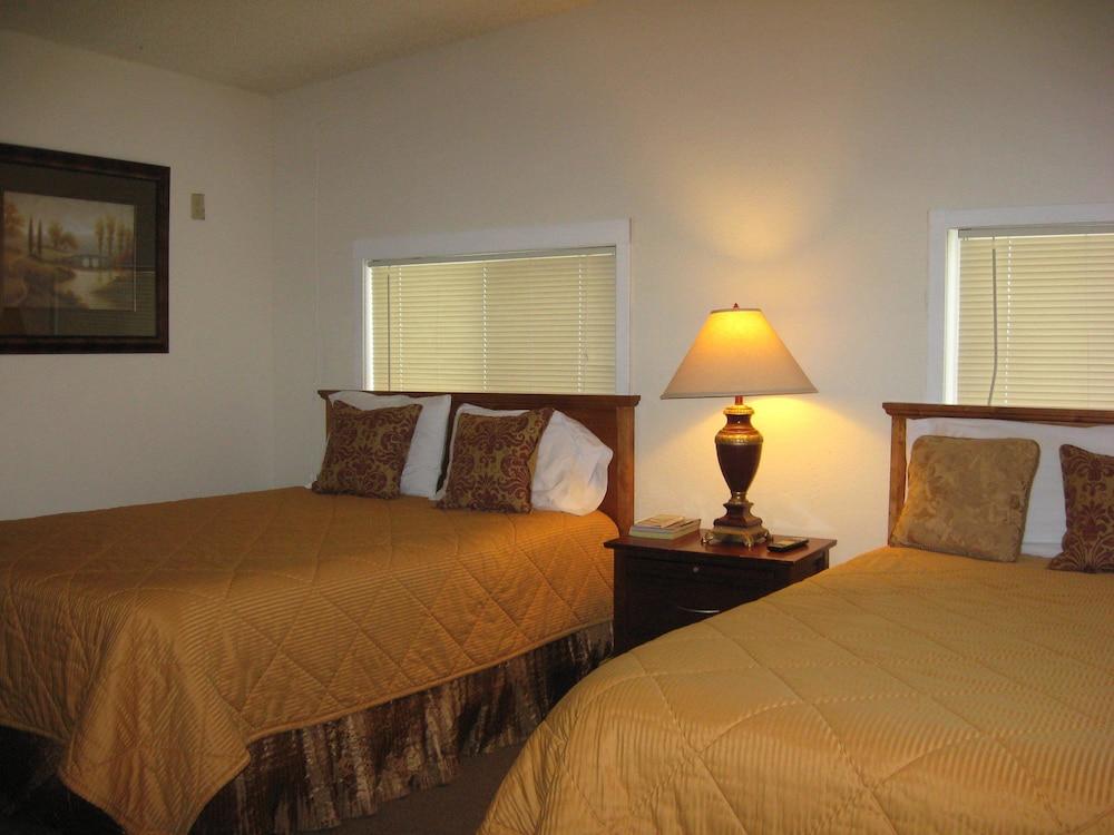 Masters Inn photo 20